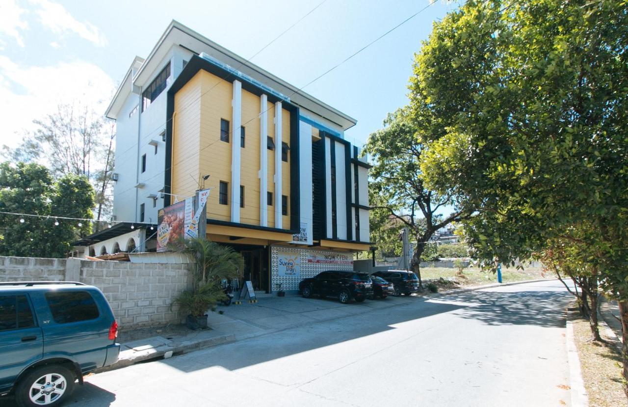 Sunny Day Residences Antipolo Dış mekan fotoğraf