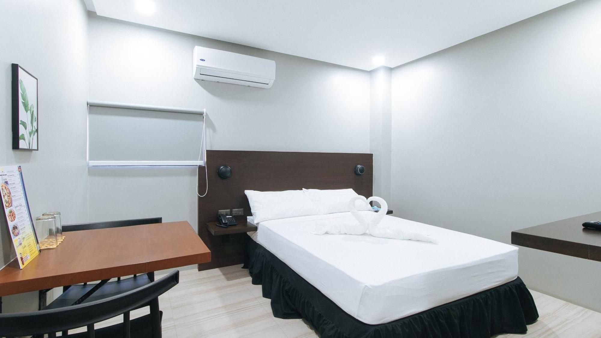 Sunny Day Residences Antipolo Dış mekan fotoğraf